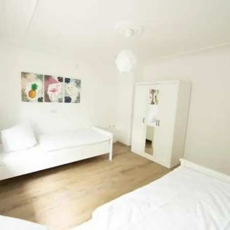 Mitte, Neu Renoviertes Haus Feriehus