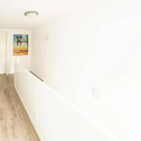 Mitte, Neu Renoviertes Haus Brühl