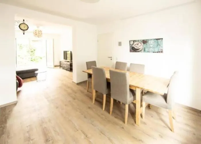 Mitte, Neu Renoviertes Haus *