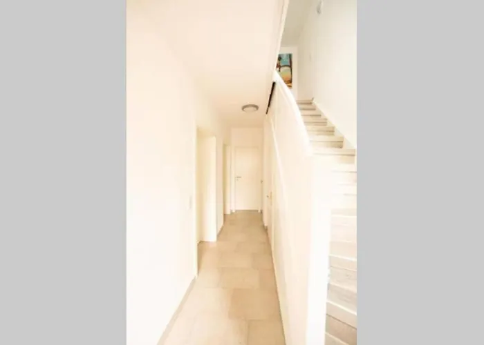 Mitte, Neu Renoviertes Haus Feriehus Brühl